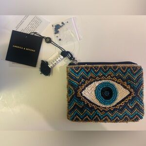 America & Beyond Pouch